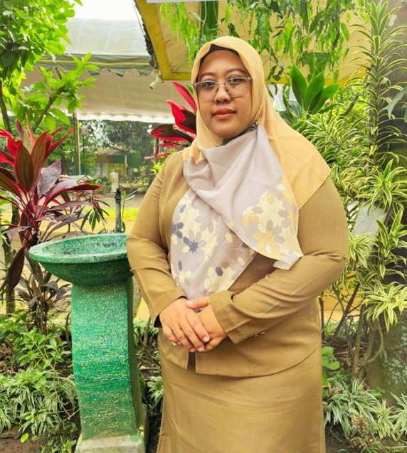 Betrissia Dwi Krisnawati, S. Pd